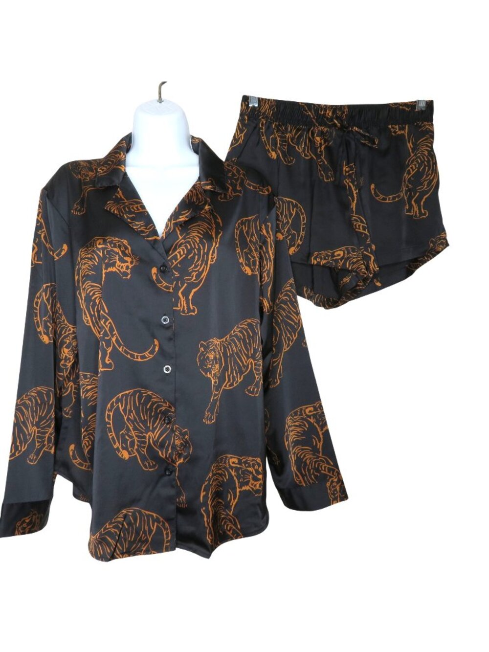 Auden Luxury Collection Satin Pajama Set S Tiger Print Long-Sleeve Shirt Shorts
